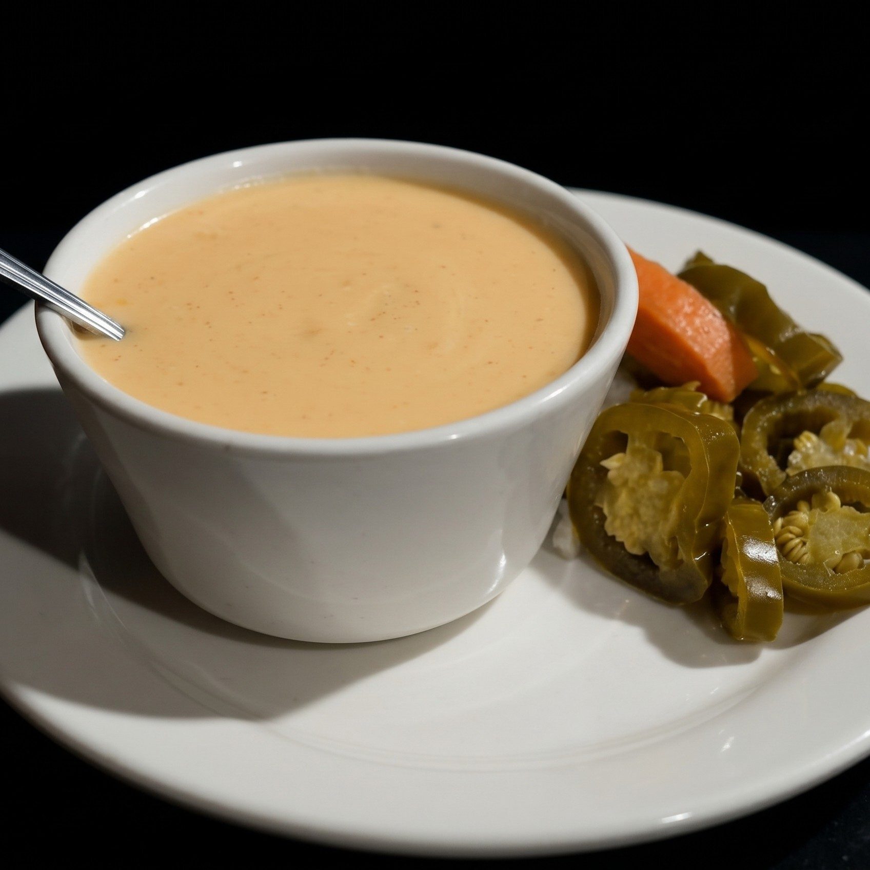 Chile Con Queso (White or Yellow).